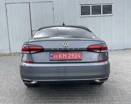 Фольксваген Пассат 2021 в Белой Церкве на Automoto.ua Серый Фольксваген Пассат, объемом двигателя 2 л и пробегом 124 тыс. км за 15300 $, фото 5 на Automoto.ua