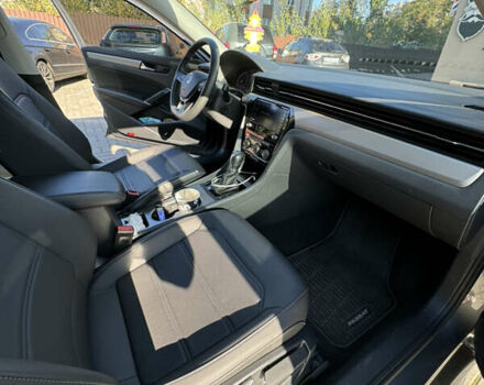 Фольксваген Пассат 2021 у Києві на Automoto.ua Сірий Фольксваген Пассат, об'ємом двигуна 1.98 л та пробігом 92 тис. км за 18650 $, фото 11 на Automoto.ua