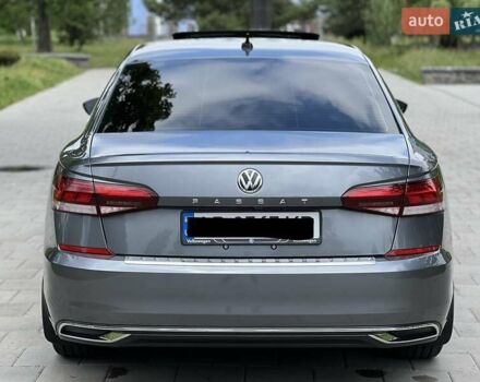 Сірий Фольксваген Пассат, об'ємом двигуна 2 л та пробігом 42 тис. км за 22100 $, фото 6 на Automoto.ua