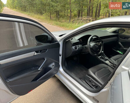 Серый Фольксваген Пассат, объемом двигателя 1.98 л и пробегом 166 тыс. км за 17400 $, фото 6 на Automoto.ua