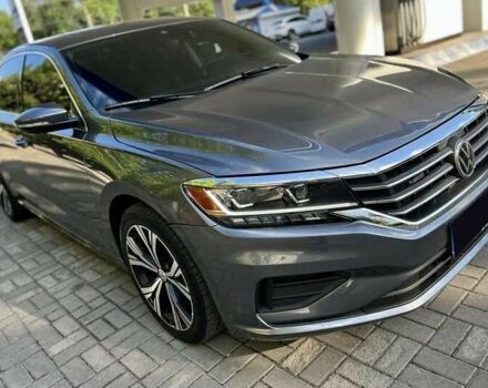 Фольксваген Пассат 2021 у Львові на Automoto.ua Сірий Фольксваген Пассат, об'ємом двигуна 2 л та пробігом 62 тис. км за 15000 $, фото 2 на Automoto.ua