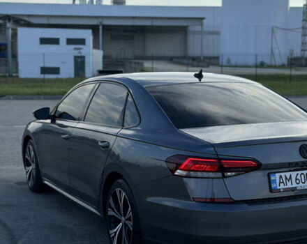 Фольксваген Пассат 2021 в Коростене на Automoto.ua Серый Фольксваген Пассат, объемом двигателя 1.98 л и пробегом 83 тыс. км за 17750 $, фото 5 на Automoto.ua