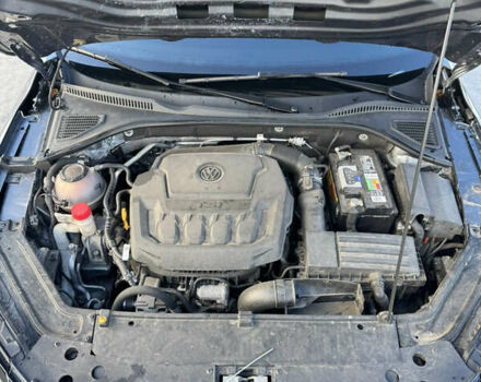 Фольксваген Пассат 2021 в Коростене на Automoto.ua Серый Фольксваген Пассат, объемом двигателя 1.98 л и пробегом 83 тыс. км за 17750 $, фото 12 на Automoto.ua