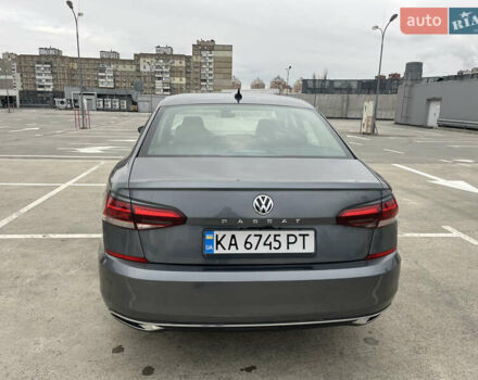 Серый Фольксваген Пассат, объемом двигателя 2 л и пробегом 105 тыс. км за 17800 $, фото 6 на Automoto.ua