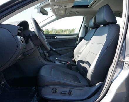 Серый Фольксваген Пассат, объемом двигателя 2 л и пробегом 14 тыс. км за 8050 $, фото 6 на Automoto.ua