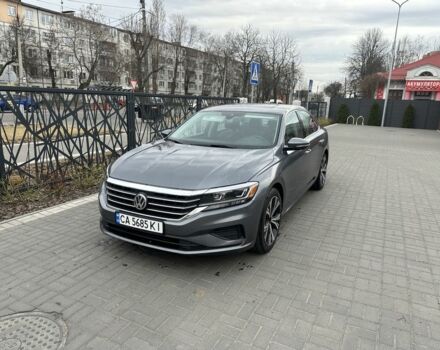 Серый Фольксваген Пассат, объемом двигателя 2 л и пробегом 239 тыс. км за 14999 $, фото 1 на Automoto.ua