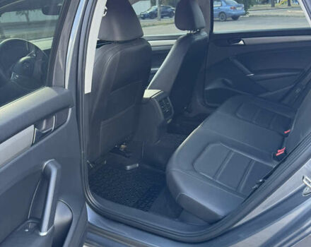 Серый Фольксваген Пассат, объемом двигателя 1.98 л и пробегом 126 тыс. км за 18000 $, фото 24 на Automoto.ua