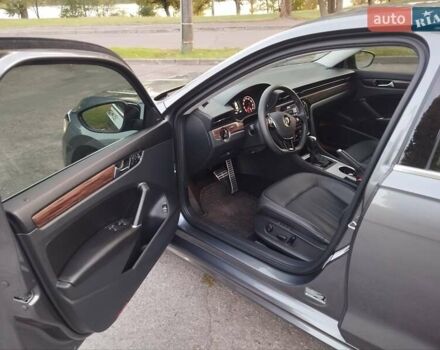 Серый Фольксваген Пассат, объемом двигателя 2 л и пробегом 83 тыс. км за 19200 $, фото 18 на Automoto.ua