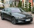 Серый Фольксваген Пассат, объемом двигателя 2 л и пробегом 190 тыс. км за 23750 $, фото 1 на Automoto.ua