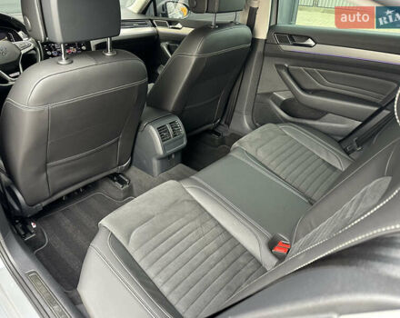 Серый Фольксваген Пассат, объемом двигателя 1.97 л и пробегом 189 тыс. км за 27999 $, фото 43 на Automoto.ua