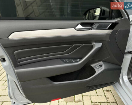 Серый Фольксваген Пассат, объемом двигателя 1.97 л и пробегом 189 тыс. км за 29999 $, фото 45 на Automoto.ua