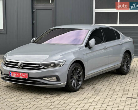 Серый Фольксваген Пассат, объемом двигателя 1.97 л и пробегом 189 тыс. км за 29999 $, фото 7 на Automoto.ua