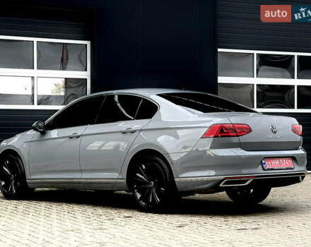 Серый Фольксваген Пассат, объемом двигателя 1.97 л и пробегом 189 тыс. км за 29999 $, фото 37 на Automoto.ua