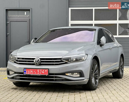 Серый Фольксваген Пассат, объемом двигателя 1.97 л и пробегом 189 тыс. км за 27999 $, фото 3 на Automoto.ua