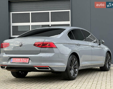 Серый Фольксваген Пассат, объемом двигателя 1.97 л и пробегом 189 тыс. км за 29999 $, фото 27 на Automoto.ua