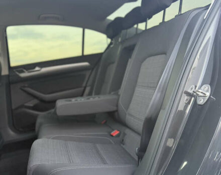 Серый Фольксваген Пассат, объемом двигателя 2 л и пробегом 123 тыс. км за 29900 $, фото 89 на Automoto.ua