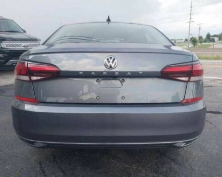 Серый Фольксваген Пассат, объемом двигателя 2 л и пробегом 13 тыс. км за 30000 $, фото 6 на Automoto.ua