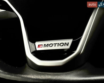 Серый Фольксваген Пассат, объемом двигателя 1.97 л и пробегом 189 тыс. км за 29999 $, фото 71 на Automoto.ua