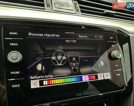 Серый Фольксваген Пассат, объемом двигателя 1.97 л и пробегом 189 тыс. км за 29999 $, фото 4 на Automoto.ua