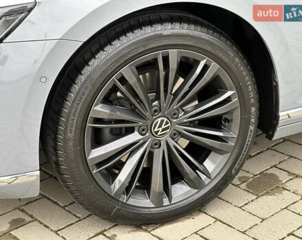 Серый Фольксваген Пассат, объемом двигателя 1.97 л и пробегом 189 тыс. км за 29999 $, фото 12 на Automoto.ua