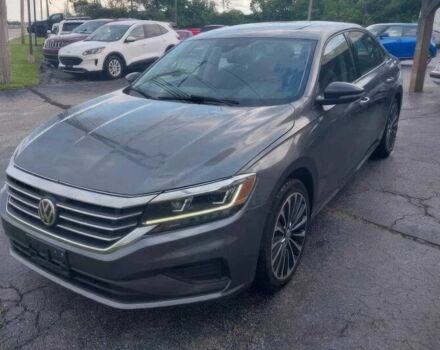 Серый Фольксваген Пассат, объемом двигателя 2 л и пробегом 13 тыс. км за 30000 $, фото 2 на Automoto.ua