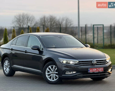 Серый Фольксваген Пассат, объемом двигателя 2 л и пробегом 123 тыс. км за 29900 $, фото 2 на Automoto.ua