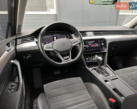 Серый Фольксваген Пассат, объемом двигателя 1.97 л и пробегом 189 тыс. км за 29999 $, фото 41 на Automoto.ua