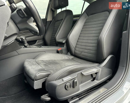 Серый Фольксваген Пассат, объемом двигателя 1.97 л и пробегом 189 тыс. км за 27999 $, фото 37 на Automoto.ua