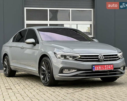 Серый Фольксваген Пассат, объемом двигателя 1.97 л и пробегом 189 тыс. км за 27999 $, фото 16 на Automoto.ua