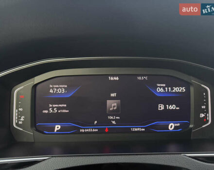 Серый Фольксваген Пассат, объемом двигателя 2 л и пробегом 123 тыс. км за 29900 $, фото 116 на Automoto.ua