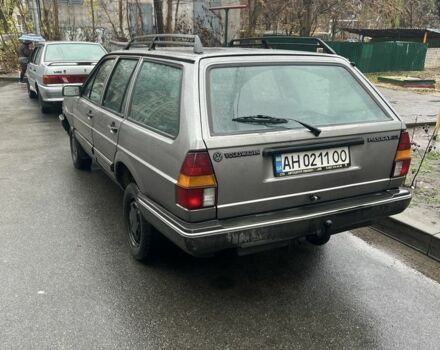 Серый Фольксваген Пассат, объемом двигателя 1.8 л и пробегом 400 тыс. км за 1300 $, фото 2 на Automoto.ua