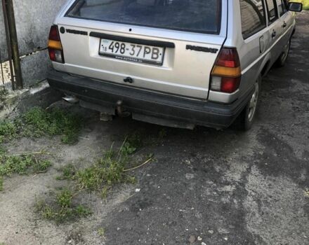 Серый Фольксваген Пассат, объемом двигателя 1.6 л и пробегом 482 тыс. км за 600 $, фото 3 на Automoto.ua