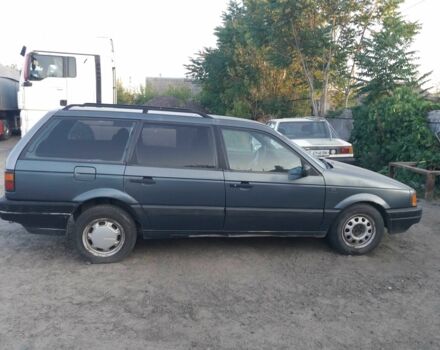 Сірий Фольксваген Пассат, об'ємом двигуна 1.8 л та пробігом 300 тис. км за 1400 $, фото 2 на Automoto.ua