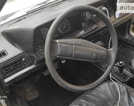 Серый Фольксваген Пассат, объемом двигателя 0 л и пробегом 200 тыс. км за 1000 $, фото 14 на Automoto.ua