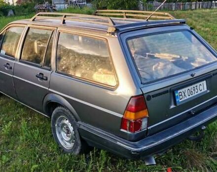 Серый Фольксваген Пассат, объемом двигателя 1.8 л и пробегом 330 тыс. км за 999 $, фото 3 на Automoto.ua