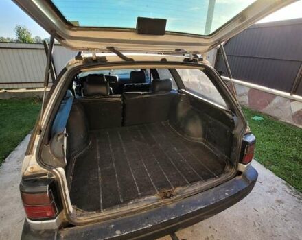 Серый Фольксваген Пассат, объемом двигателя 1.9 л и пробегом 452 тыс. км за 1600 $, фото 26 на Automoto.ua