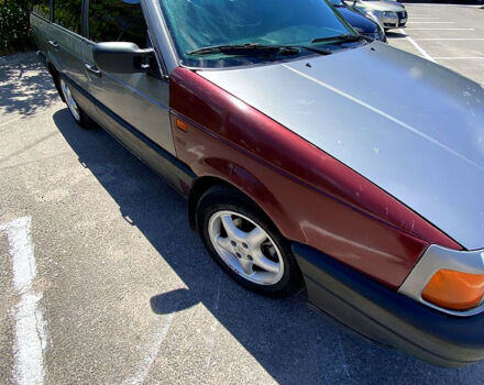 Серый Фольксваген Пассат, объемом двигателя 1.8 л и пробегом 236 тыс. км за 1000 $, фото 2 на Automoto.ua