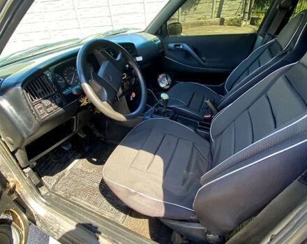 Серый Фольксваген Пассат, объемом двигателя 1.8 л и пробегом 236 тыс. км за 1000 $, фото 9 на Automoto.ua