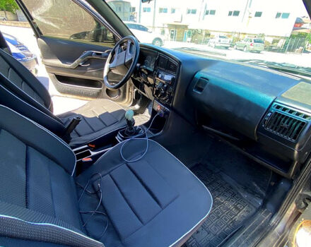 Серый Фольксваген Пассат, объемом двигателя 1.8 л и пробегом 236 тыс. км за 1000 $, фото 5 на Automoto.ua