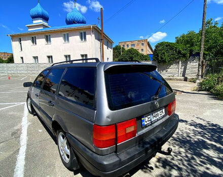 Серый Фольксваген Пассат, объемом двигателя 1.8 л и пробегом 236 тыс. км за 1000 $, фото 1 на Automoto.ua