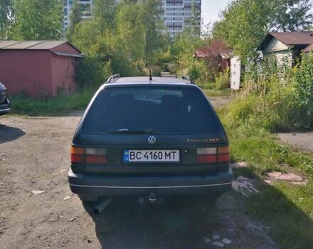 Сірий Фольксваген Пассат, об'ємом двигуна 1.8 л та пробігом 442 тис. км за 1800 $, фото 1 на Automoto.ua