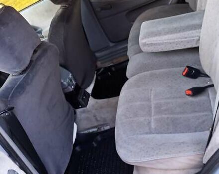 Сірий Фольксваген Пассат, об'ємом двигуна 1.8 л та пробігом 447 тис. км за 2900 $, фото 4 на Automoto.ua