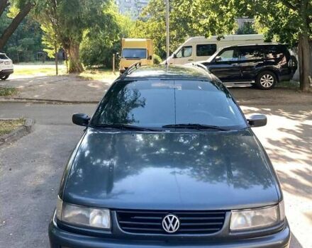 Серый Фольксваген Пассат, объемом двигателя 1.9 л и пробегом 563 тыс. км за 3400 $, фото 6 на Automoto.ua