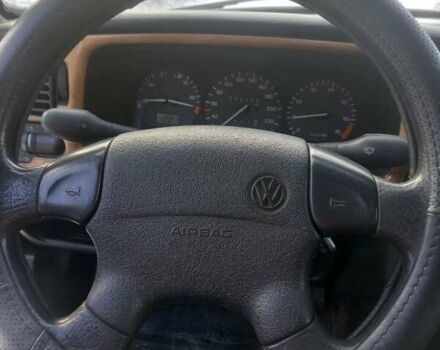 Серый Фольксваген Пассат, объемом двигателя 1.6 л и пробегом 295 тыс. км за 2600 $, фото 1 на Automoto.ua