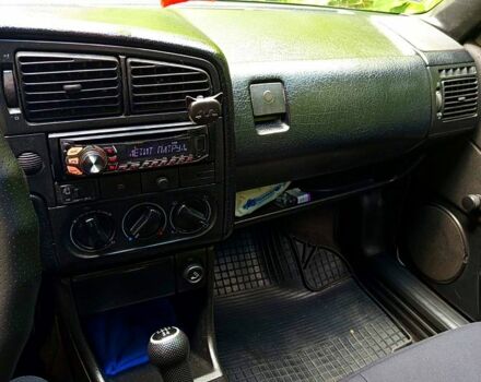 Сірий Фольксваген Пассат, об'ємом двигуна 1.8 л та пробігом 0 тис. км за 2100 $, фото 3 на Automoto.ua