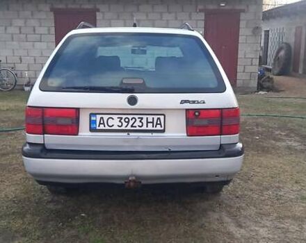 Сірий Фольксваген Пассат, об'ємом двигуна 1.78 л та пробігом 415 тис. км за 1950 $, фото 4 на Automoto.ua