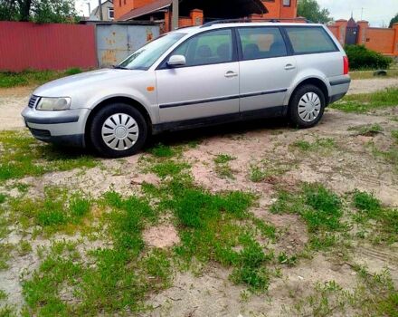 Сірий Фольксваген Пассат, об'ємом двигуна 1.8 л та пробігом 320 тис. км за 2850 $, фото 1 на Automoto.ua