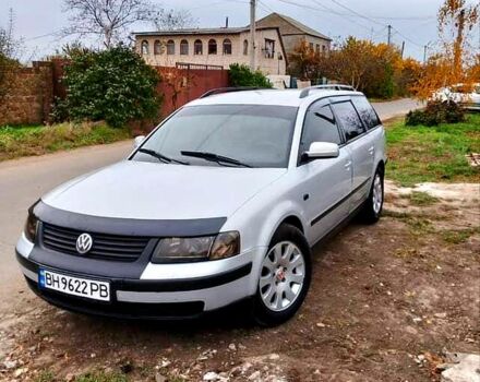 Серый Фольксваген Пассат, объемом двигателя 1.9 л и пробегом 450 тыс. км за 3000 $, фото 1 на Automoto.ua