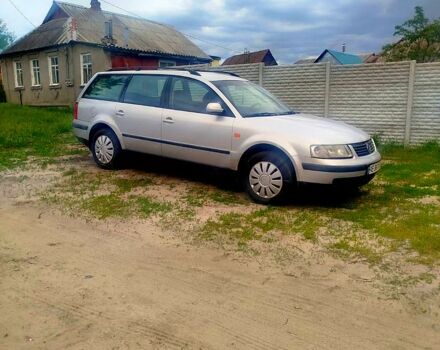 Сірий Фольксваген Пассат, об'ємом двигуна 1.8 л та пробігом 320 тис. км за 2850 $, фото 5 на Automoto.ua