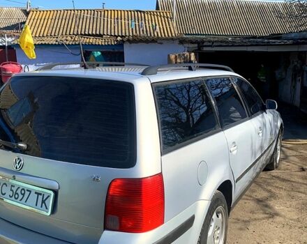 Сірий Фольксваген Пассат, об'ємом двигуна 1.8 л та пробігом 328 тис. км за 3500 $, фото 8 на Automoto.ua